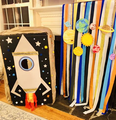 DIY rocket ship + solar system – Ask Ash Mash