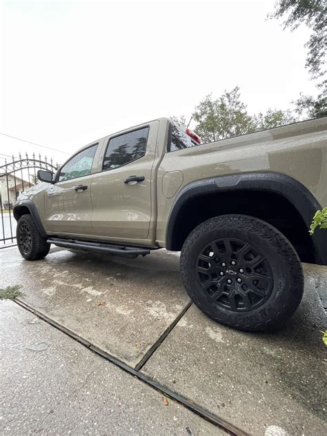 Running boards added : r/chevycolorado