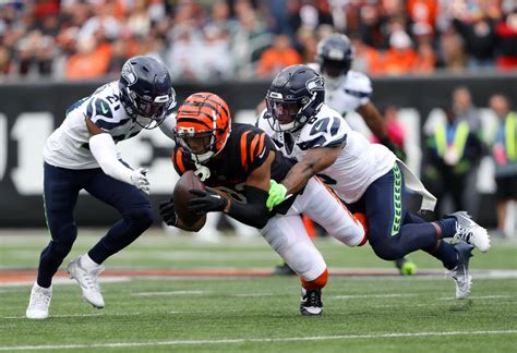 Seahawks vs. Bengals: 43 photos from their Week 6 matchup