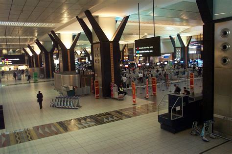 O. R. Tambo International Airport - Advertising Study — Pragma ...