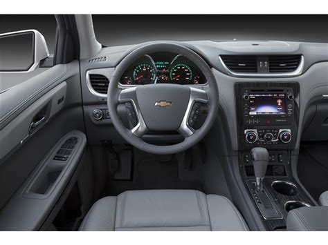 2015 Chevrolet Traverse: 83 Interior Photos | U.S. News