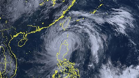 Typhoon Doksuri Approaches China And Taiwan, Bringing Heavy Winds And ...