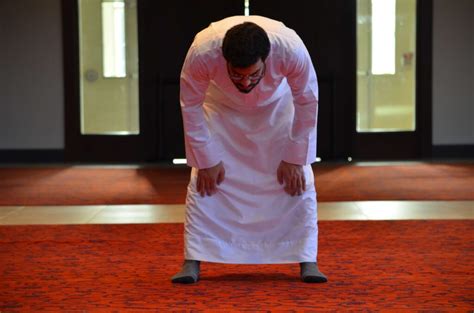 Learn How to Perform Namaz - Beginners Step by Step Guide