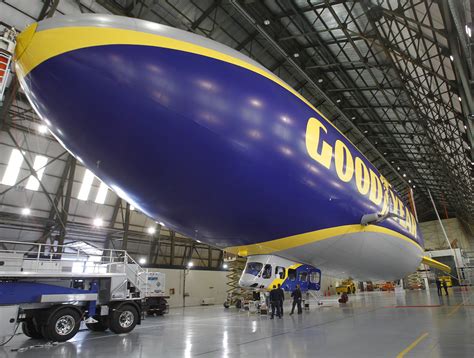 Akron, OH - Goodyear Unveils Next-generation Blimp, Seeks Name - Vos Iz ...