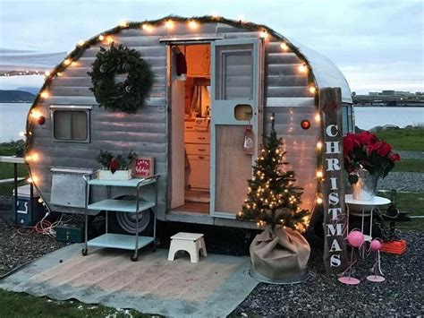 60+ Glamping Ideas Trailer for Make Your Happy Camper | Glamping trailer, Small camper trailers ...