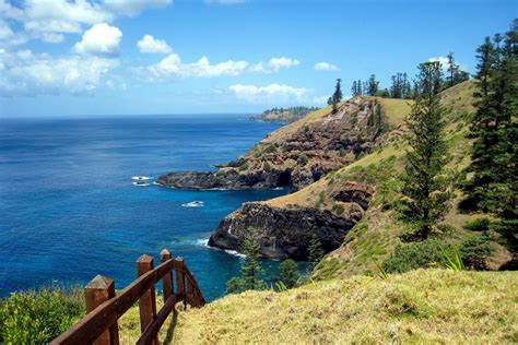 Norfolk Island - Coast Guide