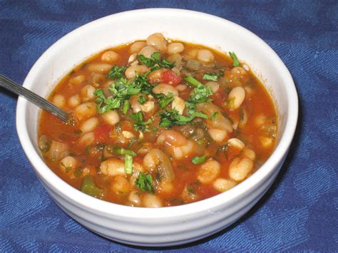 Cooking without a Net: Bean Stew (Lubiya)