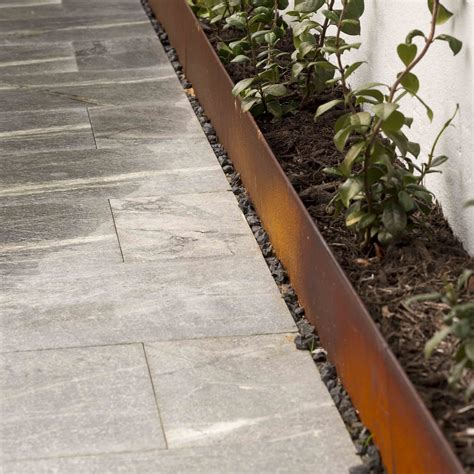 Garden bed, pebbles, path, corten steel edging | Metal garden edging, Steel garden edging, Steel ...