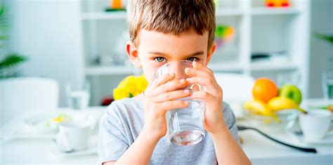 10 Amazing Benefits of Drinking Water and How it Makes Kids Smarter ...