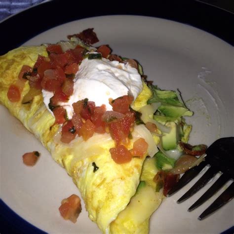 Yummy bacon, jack cheese, avocado omelette with sour cream and salsa!!! | Cooking recipes ...