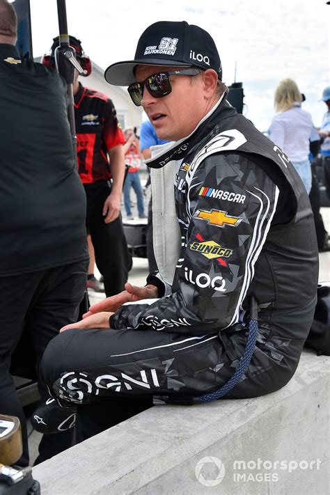 Kimi Raikkonen wrecks out of NASCAR Cup debut