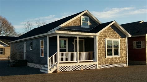 Ritz Craft Porch Model | Showcase Homes Of Maine