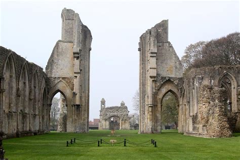 Glastonbury Abbey Ruins, England | Glastonbury abbey, Holidays in england, England