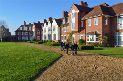 Spotlight on a School: Highfield and Brookham Schools, Hampshire ...