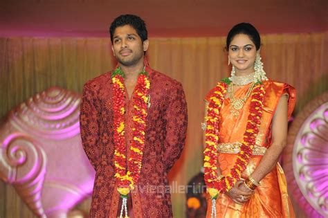 Allu Arjun Sneha Reddy Wedding Reception Photos ~ Cinindya