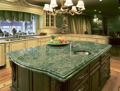 How to Use Marble in Your Vintage Kitchen Decor | Green granite ...