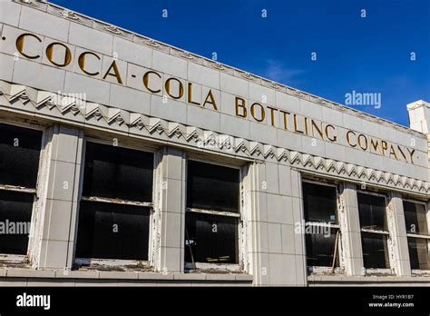 Coca cola bottling plant hi-res stock photography and images - Alamy