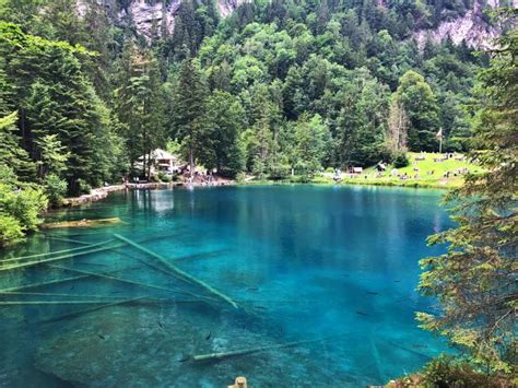 10 stunning Swiss mountain lakes that'll take your breath away