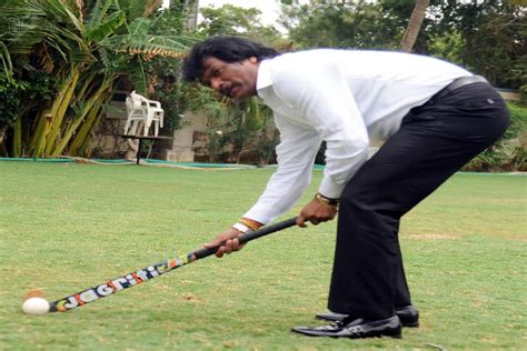 Dhanraj Pillay donates Rs 5 lakh to PM-CARES Fund - The Statesman