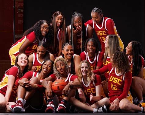 Veterans, newcomers and coaches lifting USC in team reboot | Women's Hoops World