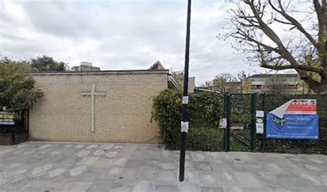 St Saviour's Primary School, Poplar - Opening Times, Contacts - Primary school in London