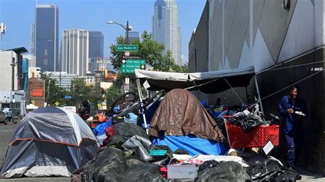 L.A. agreed to let homeless people keep their skid row belongings. That ...