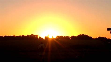 Sunrise at Stonehenge, Autumn Equinox 2015 - YouTube