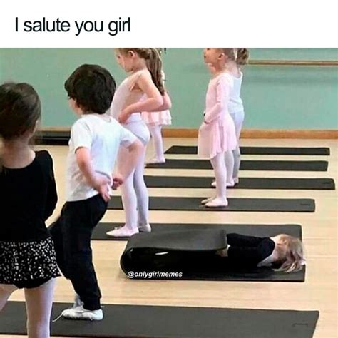 This Instagram Account Posts Memes For Girls And Women, And They’re So Relatable (67 Pics)