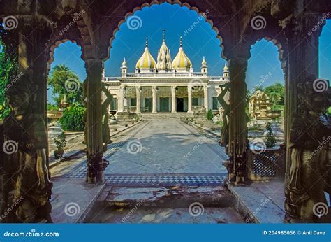 Heritage Architecture-Parasnath Jain Temple; in Kathgola Gardens ...