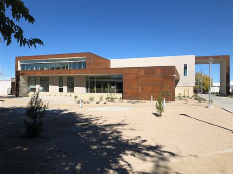 Antelope Valley College Opens New Sage Hall | News Releases | HMC Architects