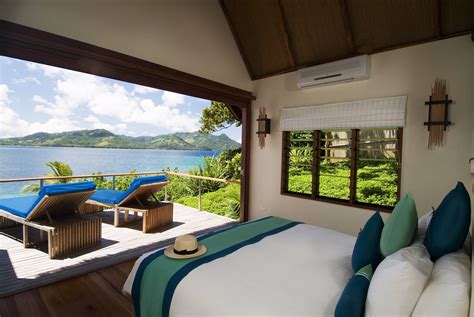 Beach Bungalow On Fiji HD desktop wallpaper : Widescreen : High Definition : Fullscreen