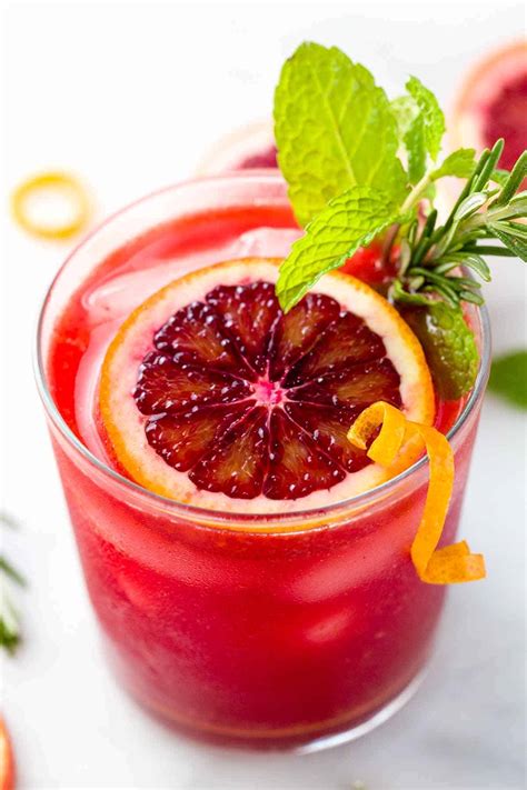 Sparkling Blood Orange Mocktail with Turmeric | Jessica Gavin