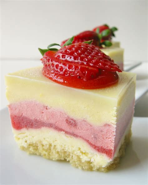 strawberry cake | Flickr - Photo Sharing!