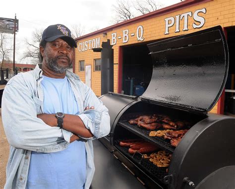 Barbecue pits are often a telltale sign of the barbecue inside - Houston Chronicle