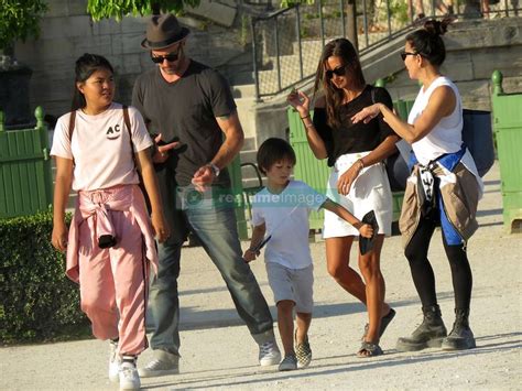 EXCLUSIVE Alex O'Loughlin and family in Paris | RealTime Images in 2020 | Malia jones, Alex o ...