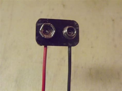 How to Make a 9 Volt Connector : 4 Steps - Instructables