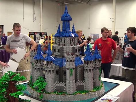 This huge Lego Legend of Zelda Hyrule Castle took 2.5 years to build ...