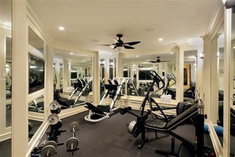 Its time to workout - Home Gym design Ideas