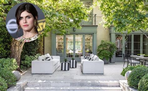 Actress Alexandra Daddario buys Los Angeles mansion