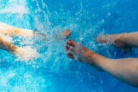 2 Girl's Swimming during Daytime · Free Stock Photo