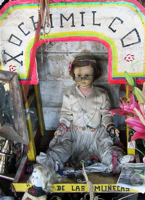 Explore the Haunting Island of the Dolls in Xochimilco