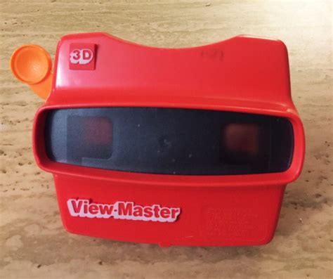 Vintage 1980s View Master 3D Toy in Red Viewmaster