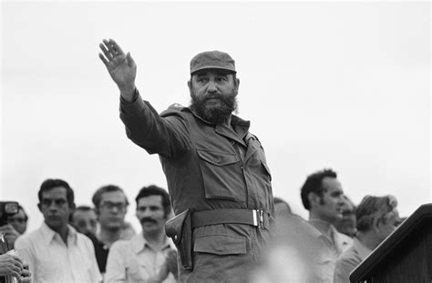 Former Cuban leader Fidel Castro dies aged 90 - Al Arabiya English