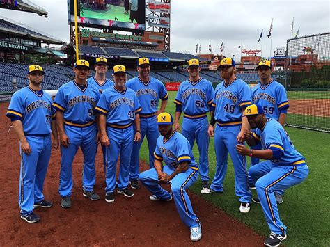 Unis so nice, you gotta wear twice! #Brewers entire bullpen models 1976 ...