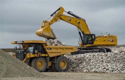 Cat boosts production and durability with new 395 excavator