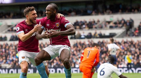 Tottenham 0, West Ham 1: Spurs finally lose in new home (VIDEO ...