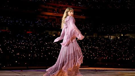 Taylor Swift's 'Eras' Show Is 3-Hour Epic That Leaves 'Em Wanting More