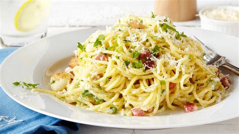 Spaghetti Carbonara | HellmannsV2 Us