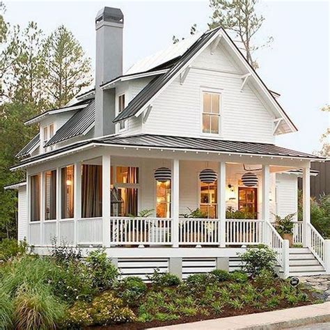 40 Awesome Farmhouse Porch Design Ideas And Decorations (4) | Modern farmhouse exterior, Porch ...