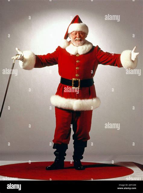 Richard attenborough santa hi-res stock photography and images - Alamy